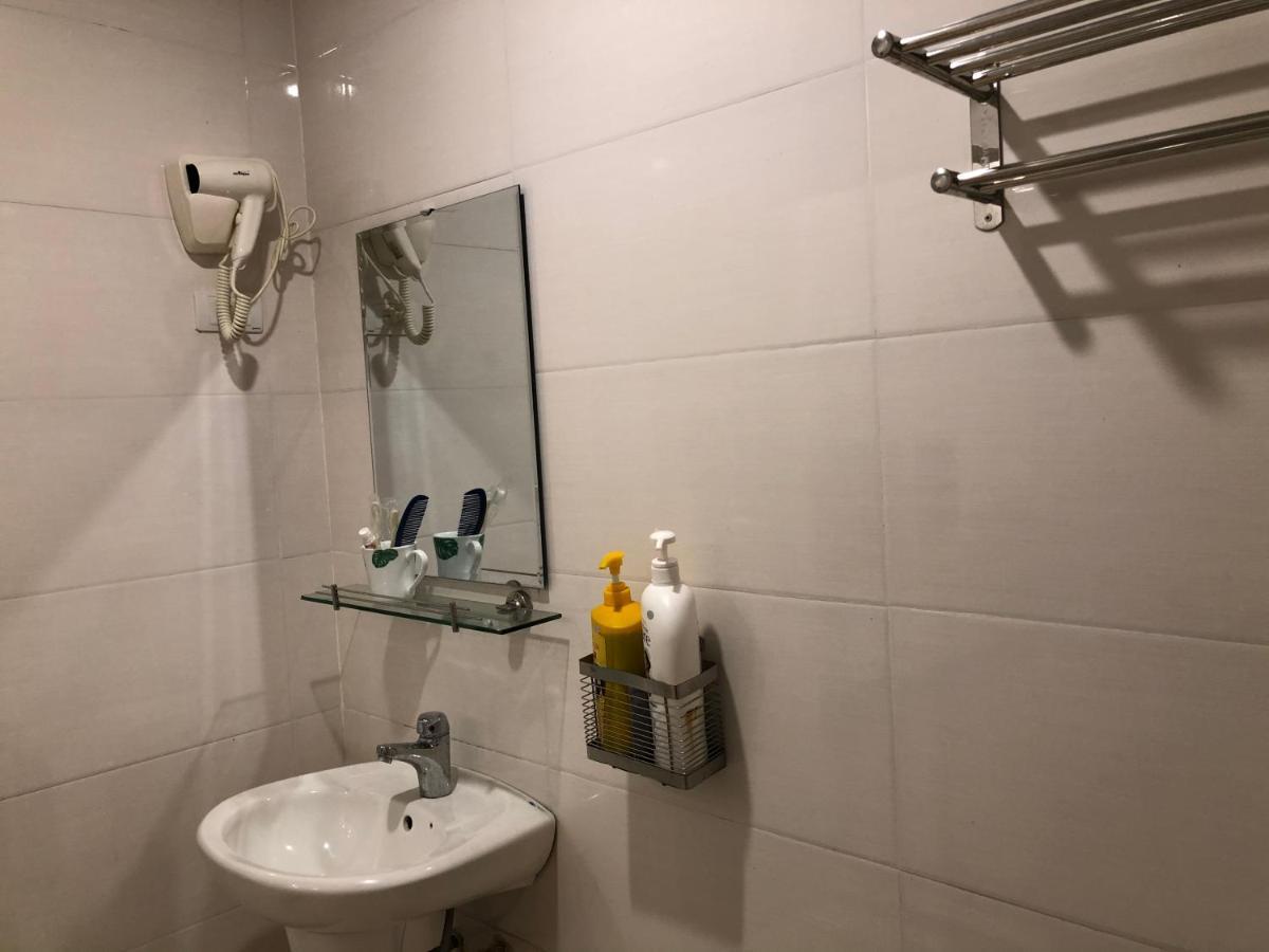 Nang Huong Motel Ханой Екстериор снимка