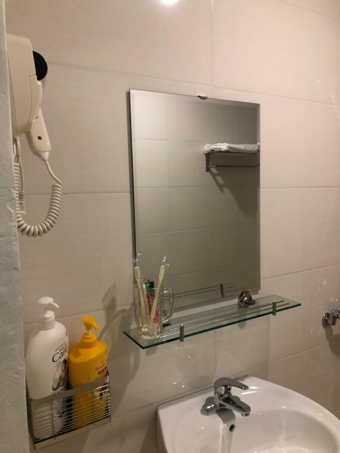 Nang Huong Motel Ханой Екстериор снимка